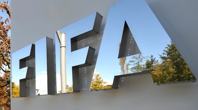 В этом сезоне футболисты смогут выступать за 3 команды сразу с разрешения ФИФА