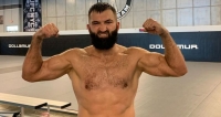 Орловский установил очередной рекорд по числу побед в тяжёлым весе UFC