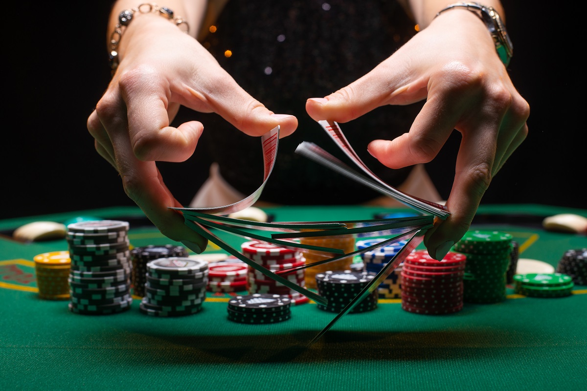 Карты и комбинации в покере по старшинству